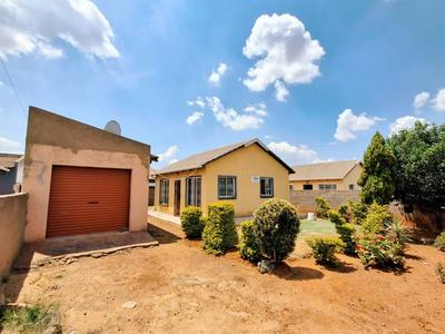 House For Sale in Protea Glen, Soweto