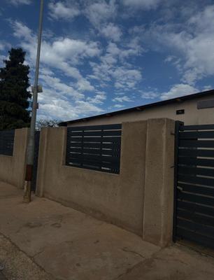 House For Sale in Molapo, Soweto