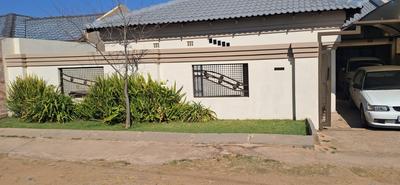 House For Sale in Meadowlands, Meadowlands