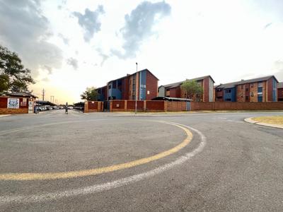 Apartment / Flat For Rent in Kibler Park, Johannesburg