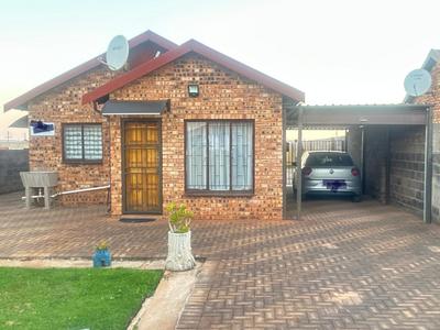 House For Rent in Protea Glen Ext, Soweto