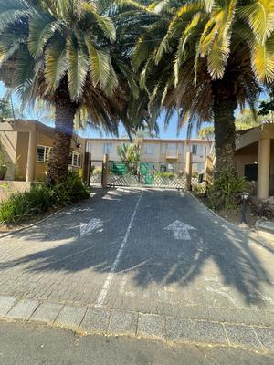 Apartment / Flat For Rent in Radiokop, Roodepoort
