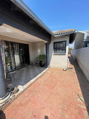 House For Rent in Goudrand, Roodepoort