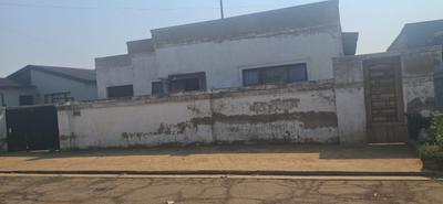 House For Sale in Thokoza Ext 2, Thokoza