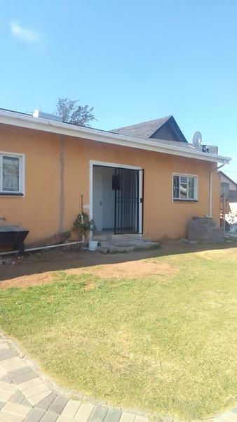 Cottage For Rent in Horison View, Roodepoort