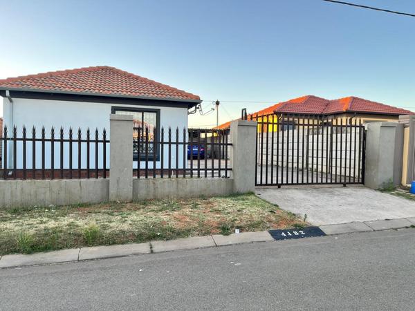 House For Rent in Witpoortjie, Roodepoort